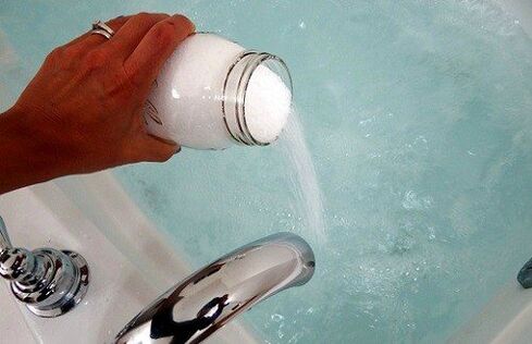Bath with soda